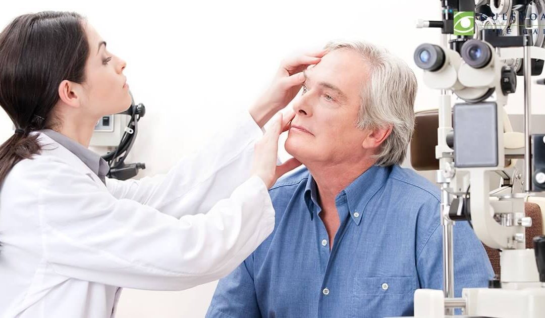 What are the Symptoms of Macular Degeneration?