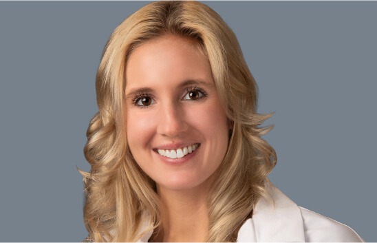 Dr. Chelsey Knapper is an expert in eyelid surgery at Gulfcoast Eye Care.