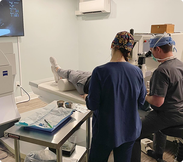 Image of the inside of a beautiful location. a large wall of glasses on the left and a comfortable waiting area to the right. Gulfcoast Eye Care, The Leading Vision Correction Practice for the Tampa Bay and St. Petersburg Areas 