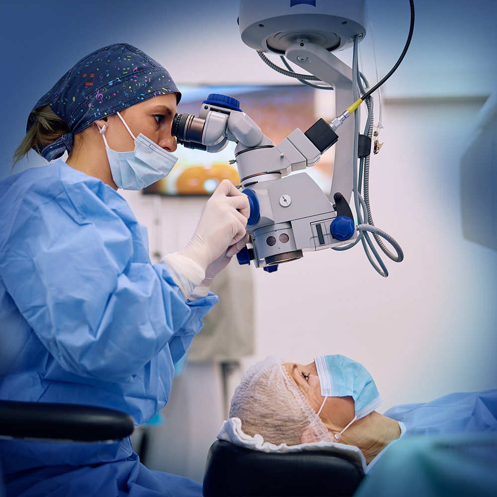 gardener-outdoor-worker-develops-Pterygium